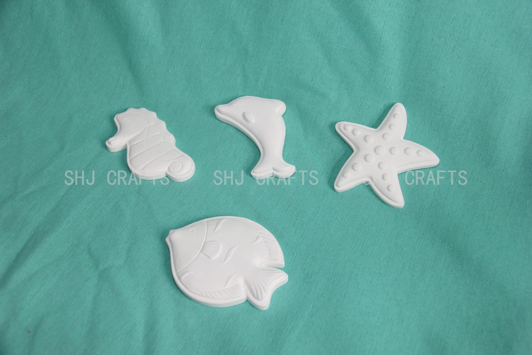 SHJ00477 Decorate your own ceramic sea animals