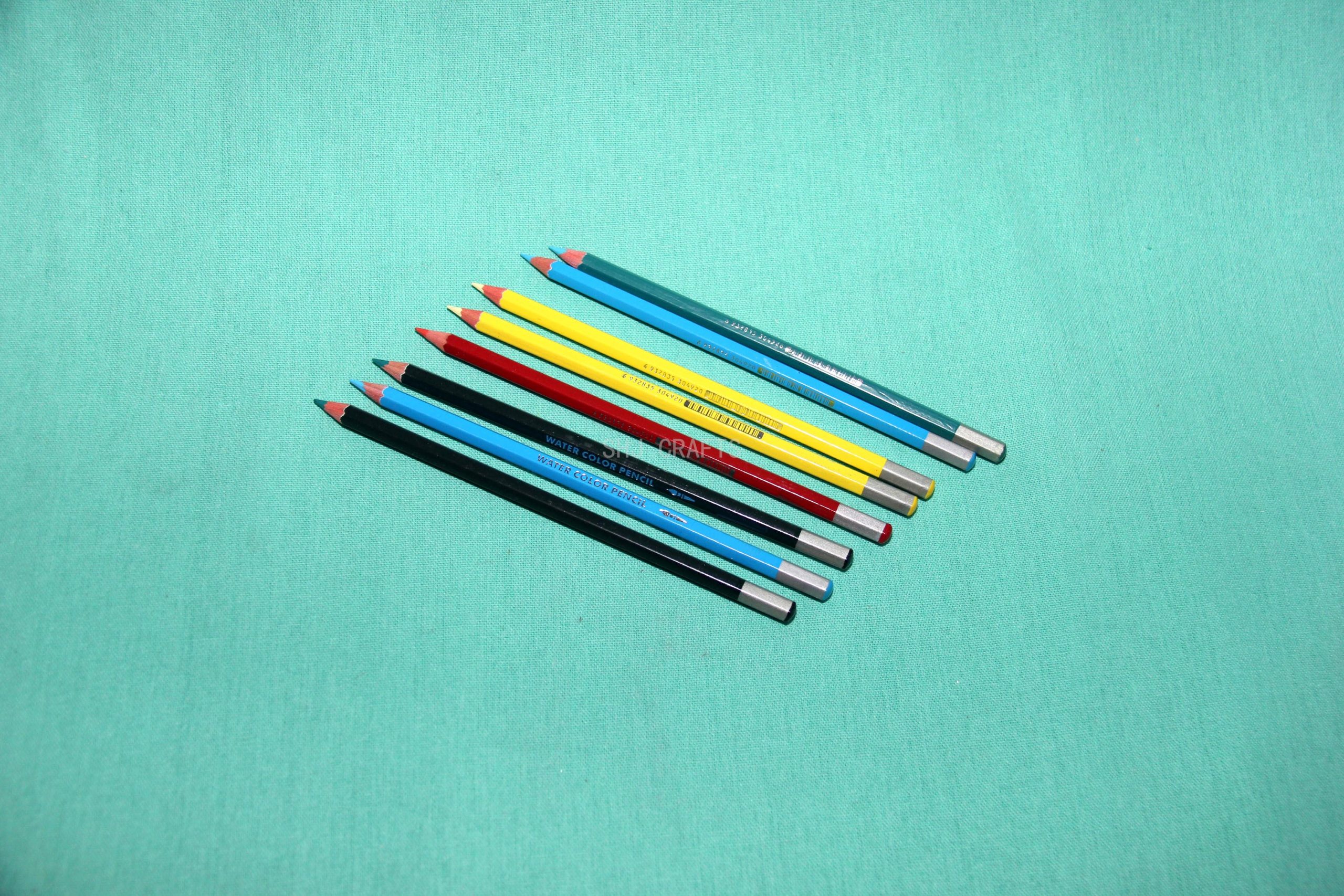 SHJ00590 Color pencils