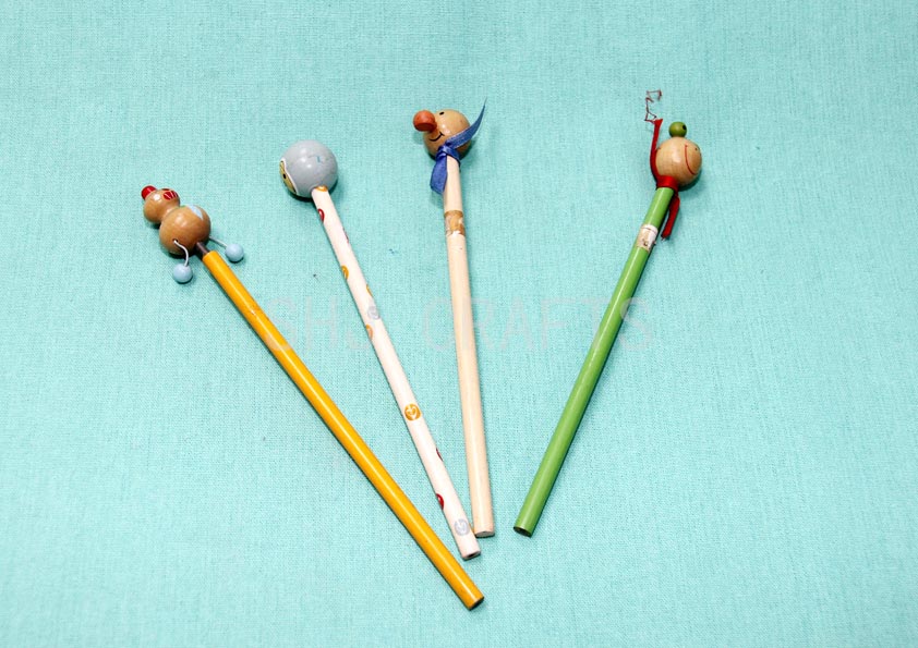 SHJ00595 Pencils with wood toppers