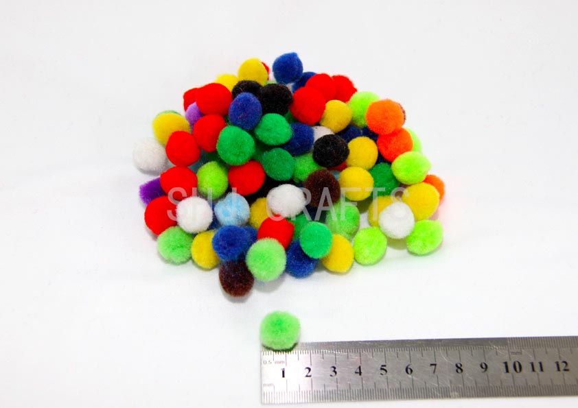 SHJ00719 Acrylic pom poms,1.5cm