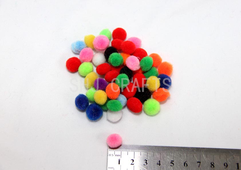 SHJ00720 Acrylic pom poms,1cm