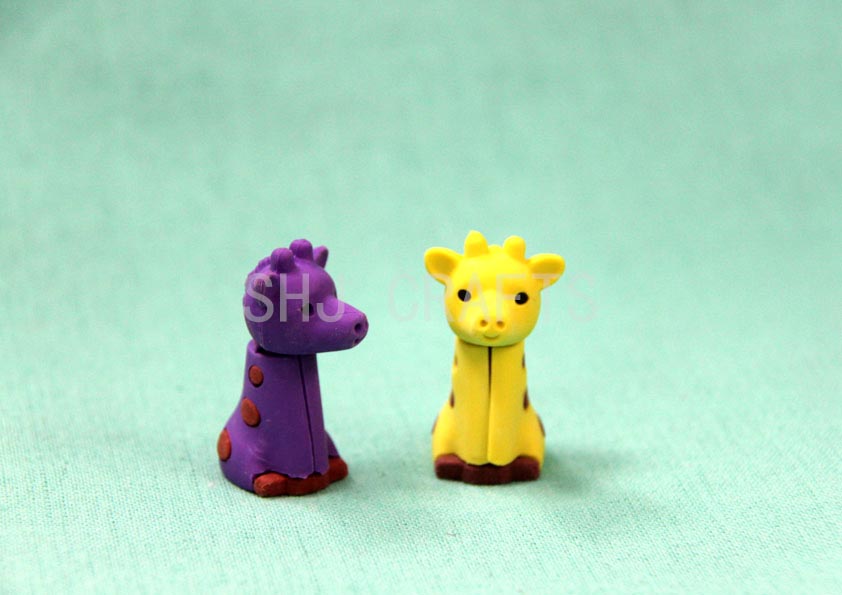 SHJ01366 Giraffe Shaped 3D erasers